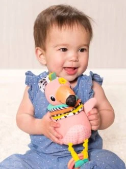 Boîte à Musique Flamand Rose INFANTINO Rose - Infantino 7 Boîte à Musique Flamand Rose INFANTINO Rose - Infantino -Petite Vie Soldes boite a musique flamand rose infantino 2