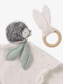 Doudou Carré En Coton Bio* Et Polyester + Hochet Rond LOVELY NATURE Blanc Moyen Uni Avec Decor - Vertbaudet -Petite Vie Soldes doudou carre en coton bio et polyester hochet rond lovely nature 2