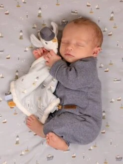 Doudou Carré Mouette - Sailors Bay - LITTLE DUTCH Bleu Grisé - Little Dutch -Petite Vie Soldes doudou carre mouette sailors bay little dutch 1