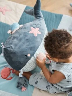 Grande Peluche D'activités SOUS L'OCÉAN Gris - Vertbaudet -Petite Vie Soldes grande peluche dactivites sous locean 3