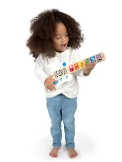 Guitare Magic Touch HAPE Blanc - Hape 11 Guitare Magic Touch HAPE Blanc - Hape -Petite Vie Soldes guitare magic touch hape 4