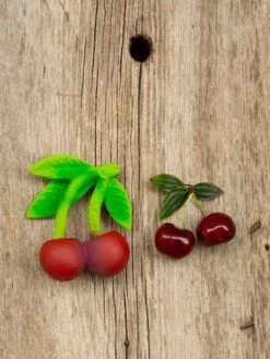 Jouet De Dentition Mery La Cerise - OLI & CAROL Rouge - Oli Et Carol -Petite Vie Soldes jouet de dentition mery la cerise oli carol 5