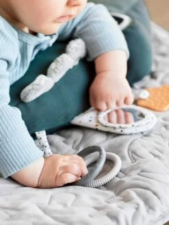 Peluche D'Activités Croco - DONE BY DEER Vert - Done By Deer -Petite Vie Soldes peluche dactivites croco done by deer 2