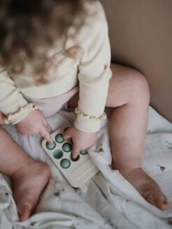 Pop-it Téléphone - MUSHIE Rose - Mushie 8 Pop-it Téléphone - MUSHIE Rose - Mushie -Petite Vie Soldes pop it telephone mushie 2