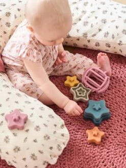 Pyramide D'étoiles à Empiler En Silicone Multicolor - Vertbaudet -Petite Vie Soldes pyramide detoiles a empiler en silicone 1